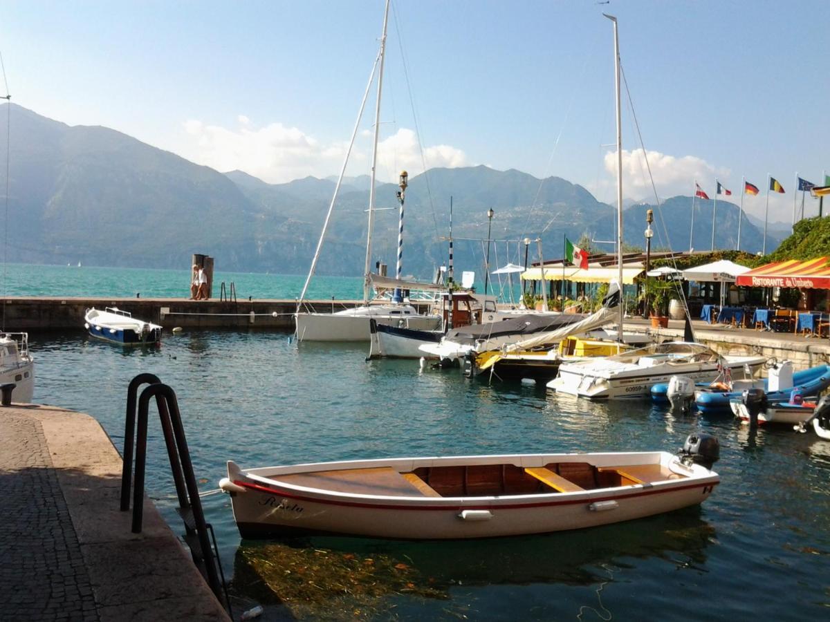 Hotel Danieli La Castellana Lago Di Garda 브렌조네 술 가르다 외부 사진