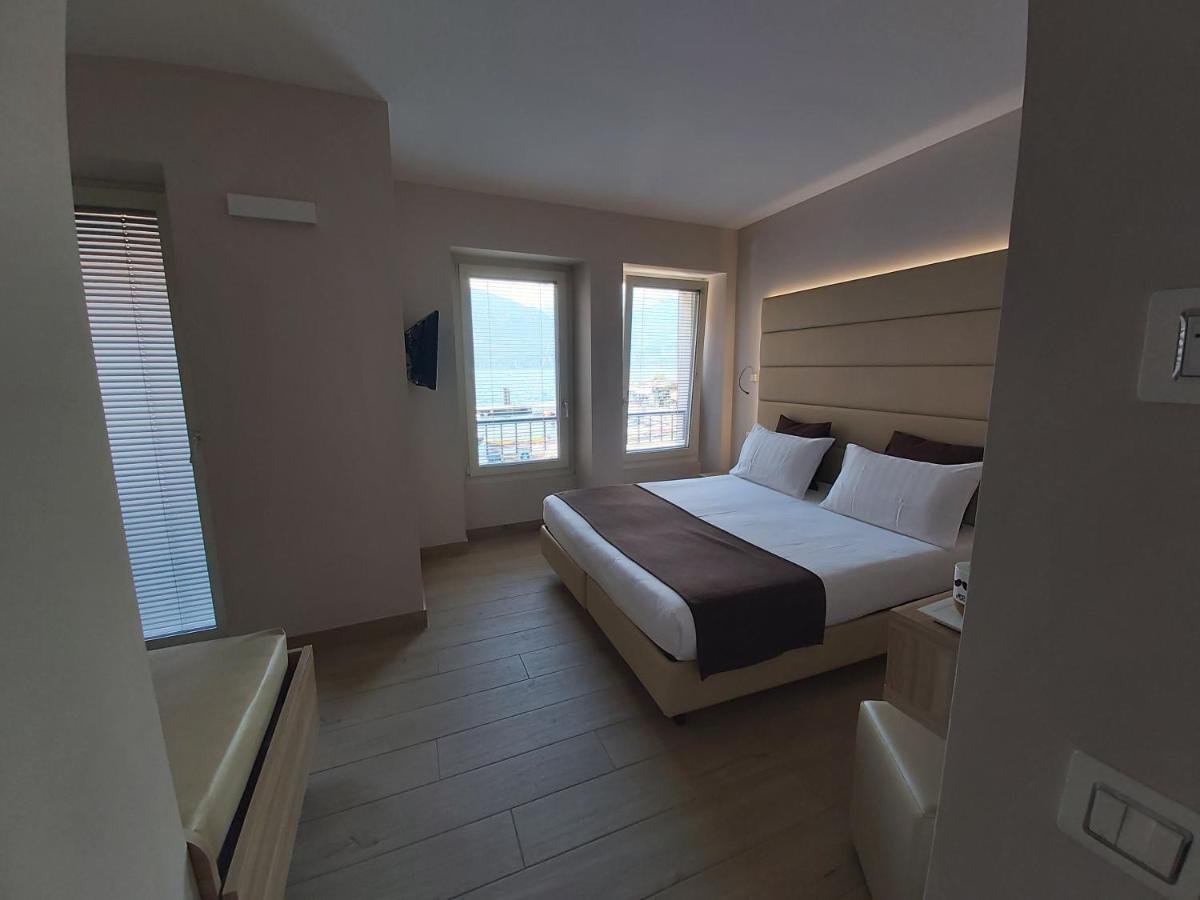 Hotel Danieli La Castellana Lago Di Garda 브렌조네 술 가르다 외부 사진