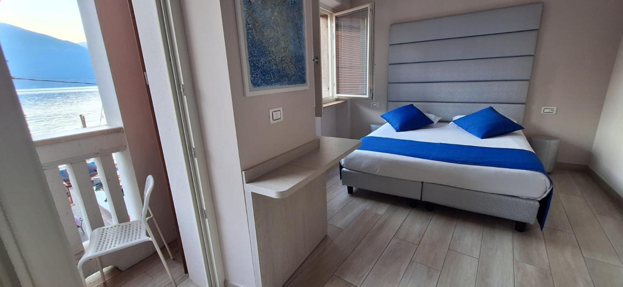 Hotel Danieli La Castellana Lago Di Garda 브렌조네 술 가르다 외부 사진