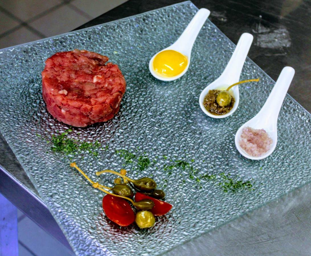 Hotel Danieli La Castellana Lago Di Garda 브렌조네 술 가르다 외부 사진