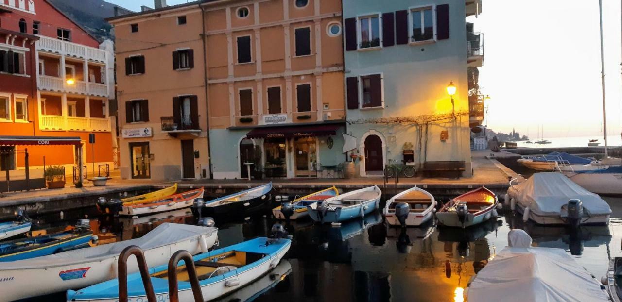 Hotel Danieli La Castellana Lago Di Garda 브렌조네 술 가르다 외부 사진